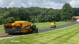 Best Concrete Driveway Installation  in Warren, MN